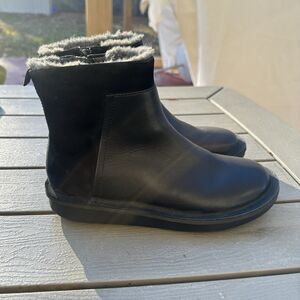 Camper Formiga Black Leather Ankle Booties Boots Wms EU Sz 35